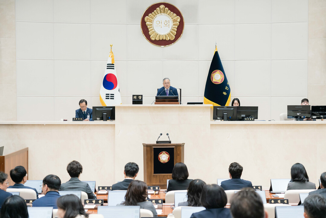 용인특례시의회, 제302회 임시회 "조례·동의안 19건 처리"