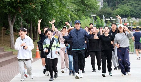 [기획] “교육의 답은 현장에”...안민석 교육감, 학부모와 뛰는 ‘경기교육대전환’