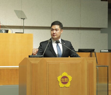 최민 경기도의원 “산업은 변했는데 조례는 10년 전”...일자리재단 전면 재설계
