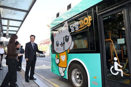 “미래교통이 현실로”...고양시 자율주행버스 ‘달릴 고양’ 본격 출발